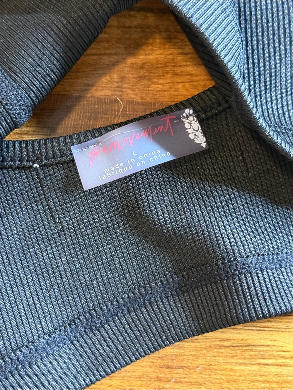 Free People Movement Black Crop Bra Top Sz Sz L (01) - Picture 5 of 5